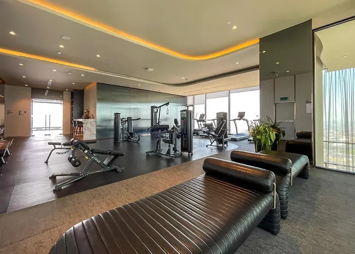 500m To Bts L Large 50 Sqm L Sky Pool And Gym Lejlighed